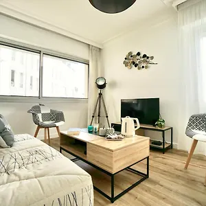 https://lhorizon-50-m-de-la-mer-hyper-centre.inbrittany.com