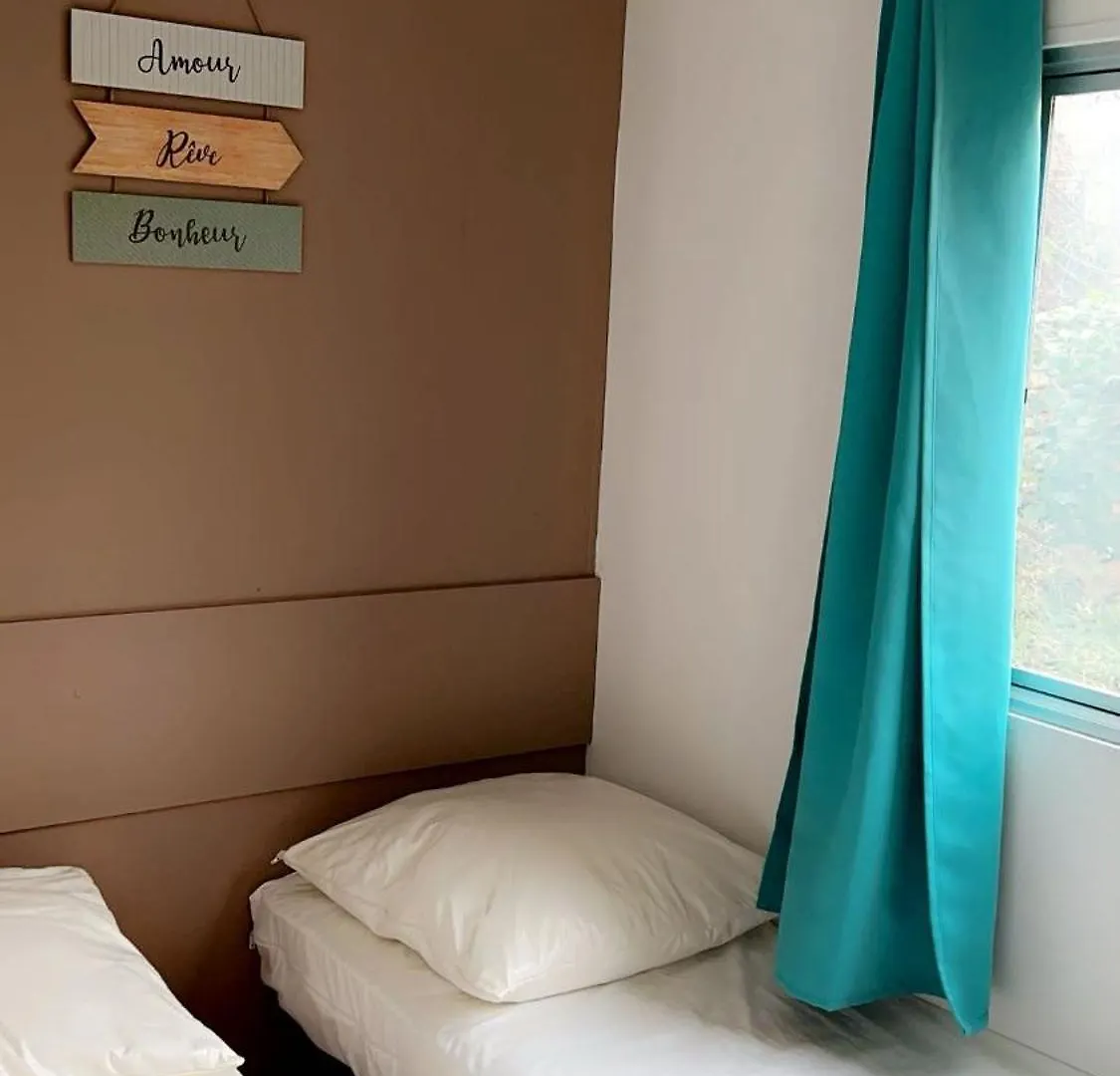 Κάμπινγκ Camping Beaussement Twenty Chauzon Γαλλία